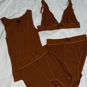 Skims soft lounge set in copper 2 piece